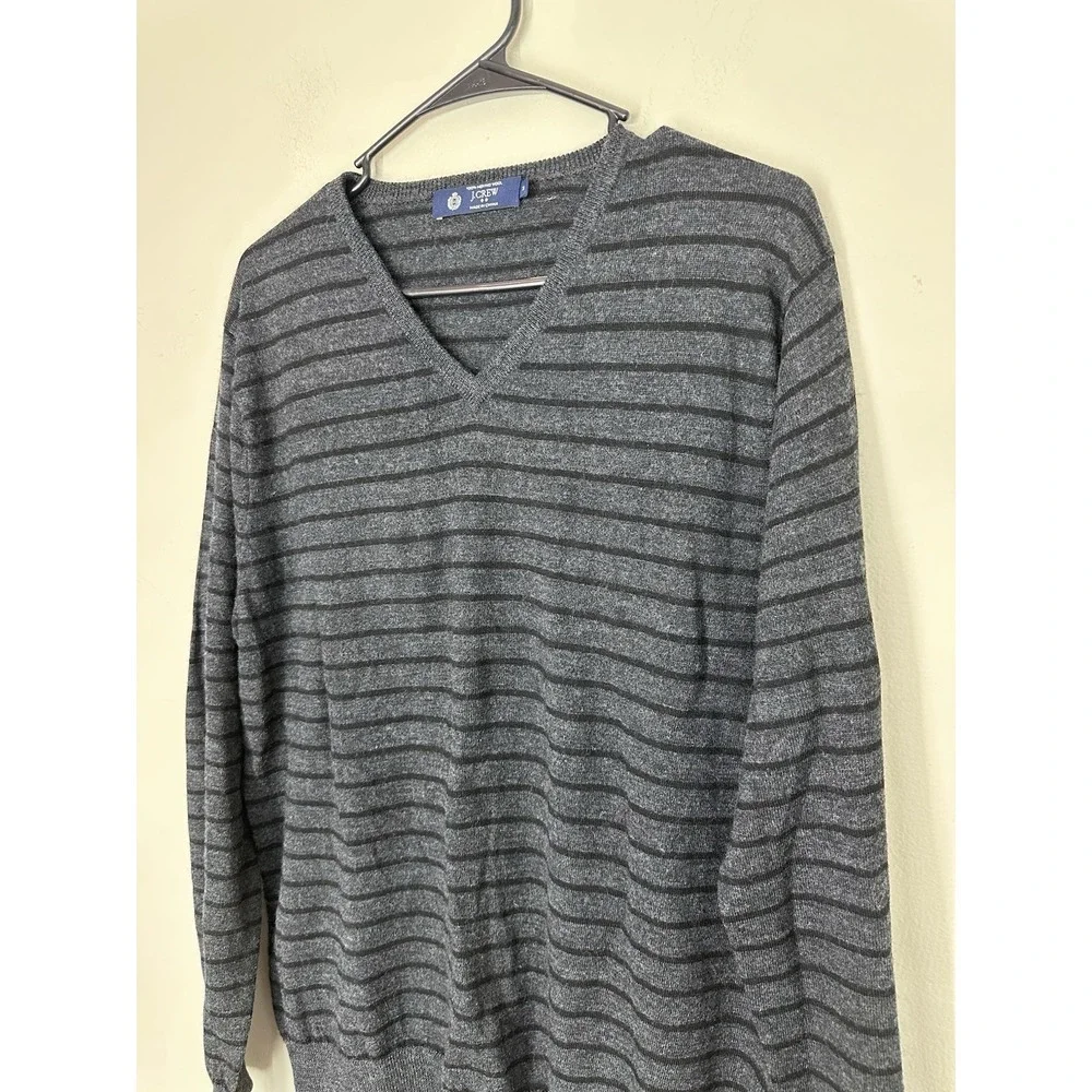 J.Crew 100% Merino Wool V-Neck Pullover Sweater‎ Gray Brown Striped Mens MEDIUM